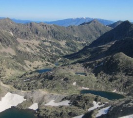 Hiking trail from Ribes to Setcases